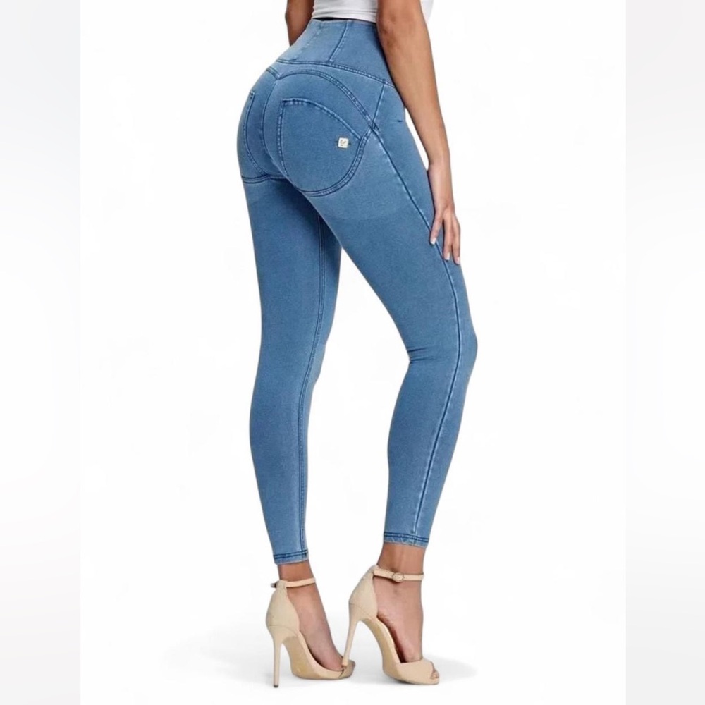 Freddy Women's Light Blue Jeggings